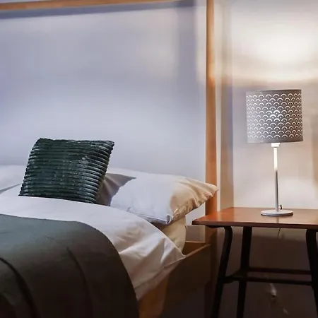 Presidential Palace - Historic & Old Town Apartment